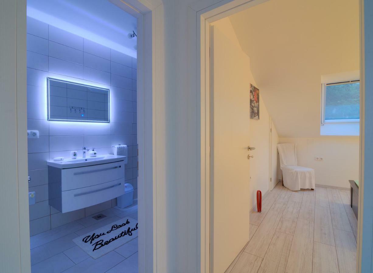 Tri Srice Apartamento Senj  Exterior foto