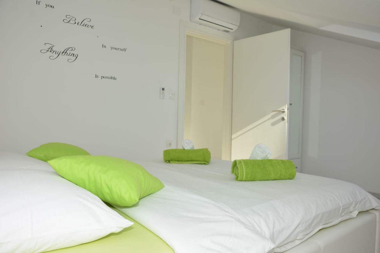 Tri Srice Apartamento Senj  Exterior foto