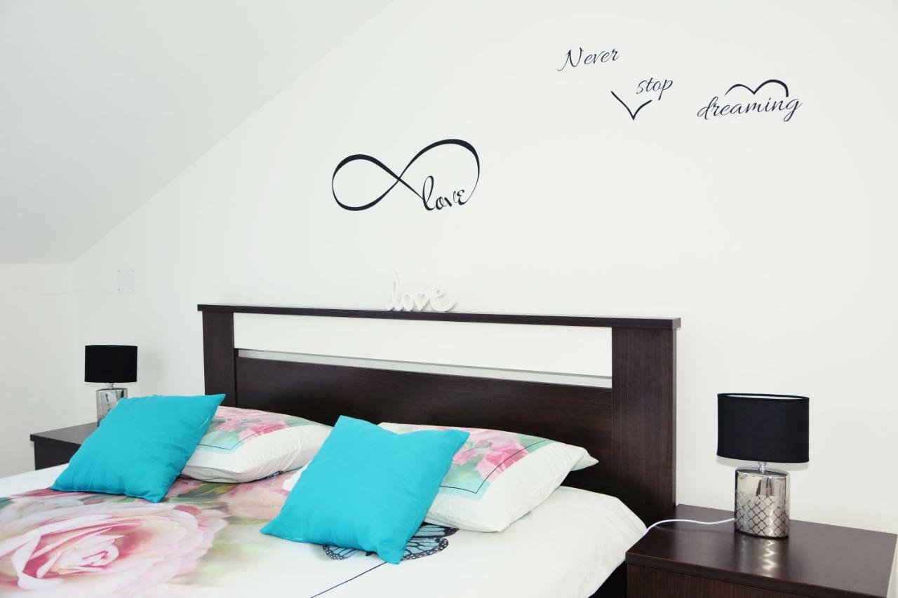 Tri Srice Apartamento Senj  Exterior foto